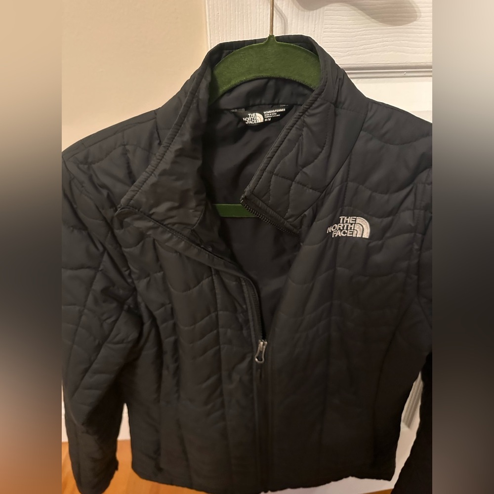 North Face Lightweight Jacket Size Medium - Picture 4 of 4
